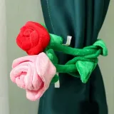장미꽃 인형 조화 튤립 꽃다발