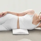 하얀색 메모리폼 쿠션 요추쿠션 허리 등받이 수면
