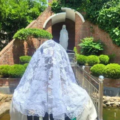 미사보 화이트 장미 무늬 레이스 성당용