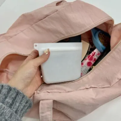 강아지 간식통 애견 보관가방 용기 휴대용 트릿백 보관용기 편리한간식 반려동물간식