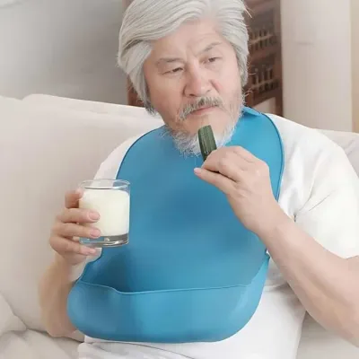 성인 실리콘턱받이 어르신방수앞치마 실버앞치마