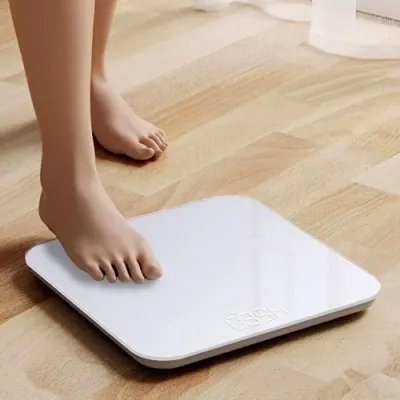 퓨어화이트 인테리어 LED 디지털 체중계 강화유리 깔끔한 디자인