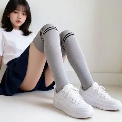 니삭스 무릎 양말 긴양말 오버니삭스 니하이 삭스 학생 교복 일상 데일리 의류