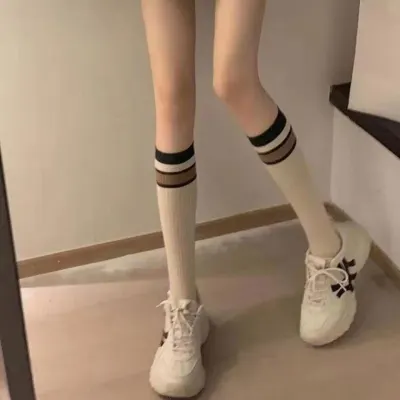[LND]에이델 라인 니삭스 사계절 패션 학생 양말