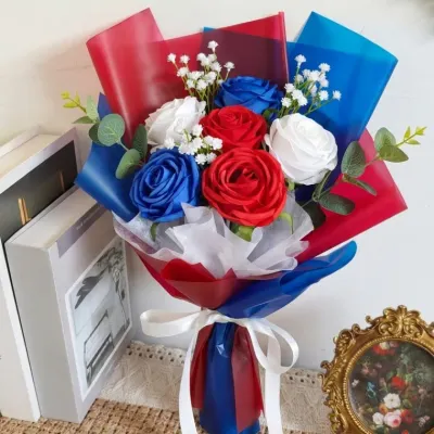미국 국경독립일 꽃다발 완성품과 손예식 영생모조꽃 빨강 하양 파랑 배색 기념일 꽃다