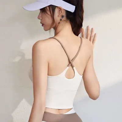 투톤 크롭 요가상의 위드에어