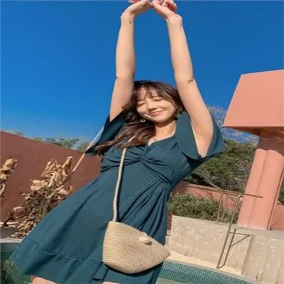 여성 오프숄더 수영복 여성 홀터넥 수영복 러플 비치 체형커버 휴양지 여름 플레어 래쉬가드 편안한 속바지