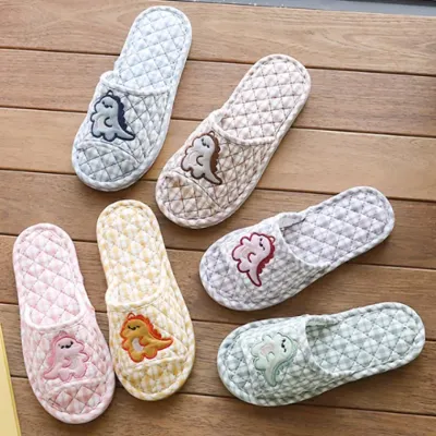 준캡 발이편한 두꺼운 3겹 면실내화 공룡 3중패브릭 거실화 답례품 사은품 펜션 학원 학교