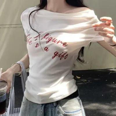여성 레터링 오프숄더 반팔 크롭티 슬림핏 여름 데일리 캐주얼 레이어드 상의