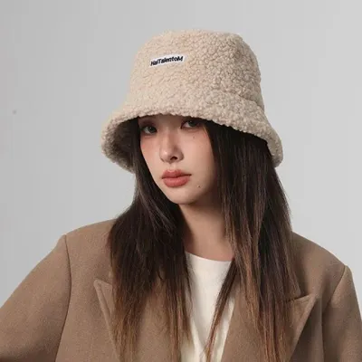 여성 뽀글이 버킷햇 패치 덤블 벙거지 털모자