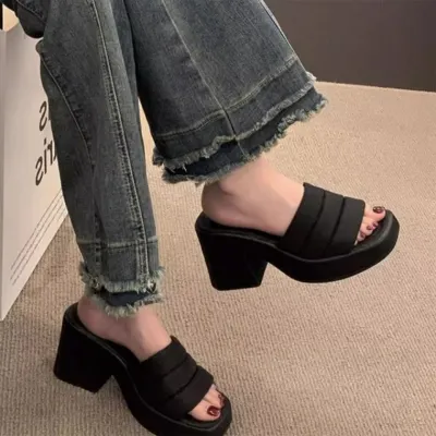 세련된 통굽 슬리퍼 사무실 신발 여성 키높이 줄무늬