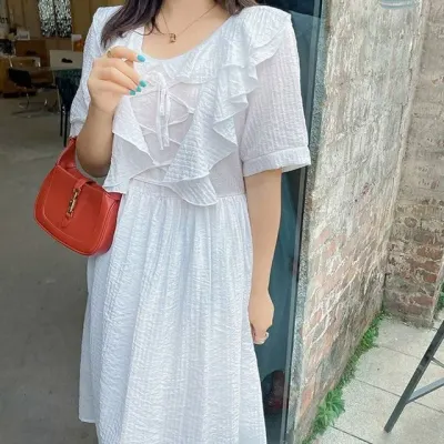 화이트 프릴 레이스업