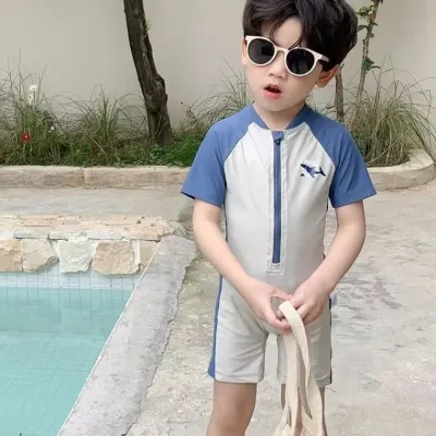 상어수영복 어린이 연결 반팔 수영복 남아 여름용 귀여운 상어 자외선 차단 빠른 건조 중소아