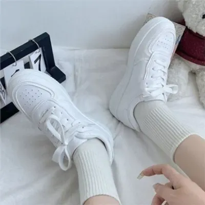 캐주얼 남녀공용 스니커즈 데일리 운동화 기본 남성