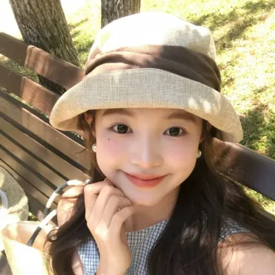 일본식 고급스러운 느낌의 린넨 느낌 모조 버킷햇 여성용 여름철 얼굴이 드러나는 작은 티셔츠 통기성 좋은