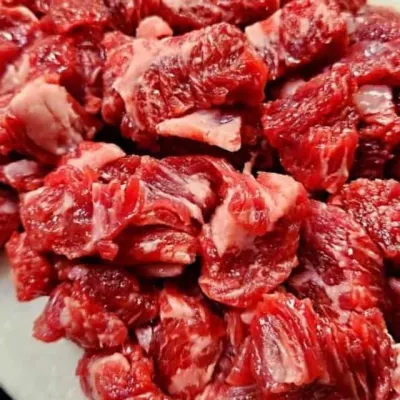 한우 국거리 1kg 소고기찜 소고기카레 소고기뭇국