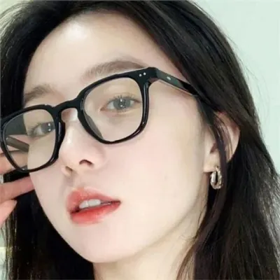 여성 뿔테 안경 남녀공용 패션 안경 직장인 가벼운 데일리 안경테 스퀘어 사각 기본