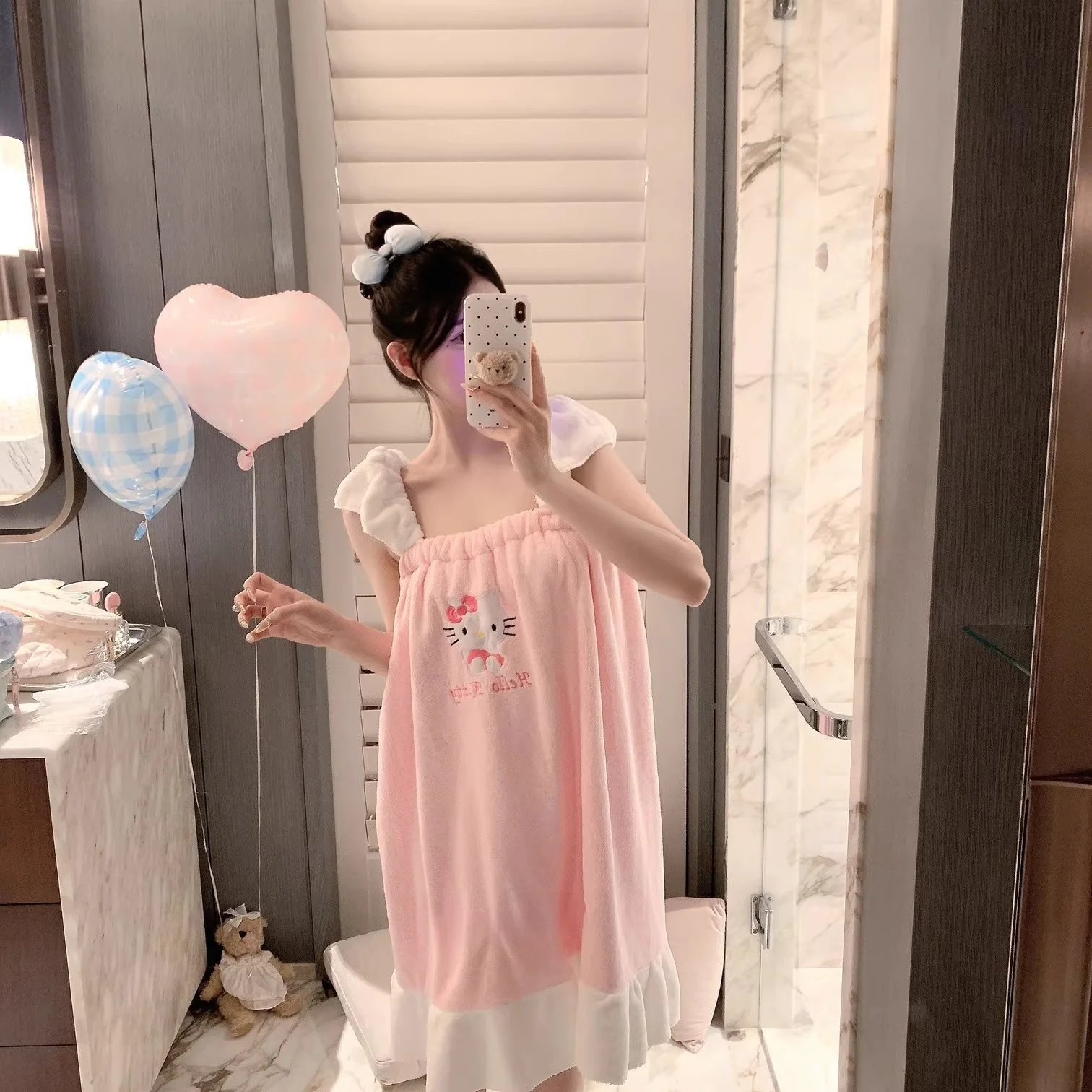 헬로키티목욕가운 깜찍한 헬로키티 슬리브 샤워 스커트 블렌딩 타월 자수 양어깨 프린세스 샤워 상세1