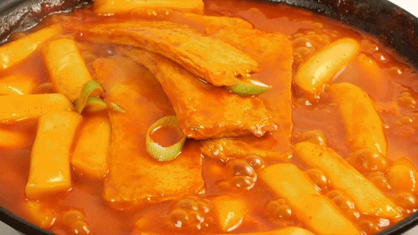 매콤 로제 쌀떡볶이 밀키트 2인분 간단떡볶이 밀키트포장 밀키트떡볶이 떡볶이밀키트 상세3
