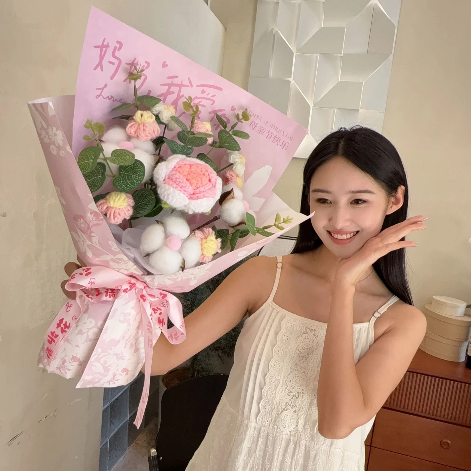 어버이날 선물 뜨개질 실로 만든 카네이션 장미 꽃다발 완제품 엄마와 시어머니에게 상세2