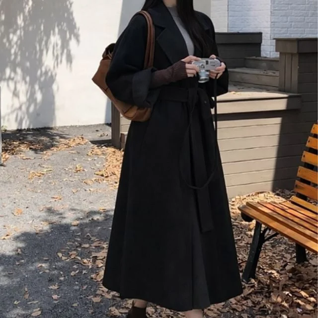 페미닌룩 카라 플레어 롱코트 여성 오버핏 블랙 데일리룩 데이트룩