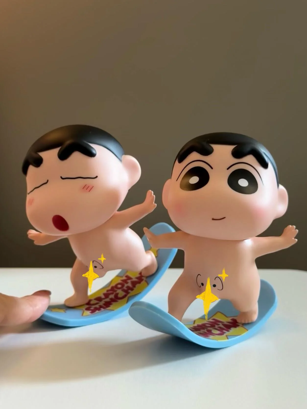 짱구욕실피규어 귀여운 누드 파도타기 크레용 짱구 엉덩이 인형 탁상 장식품 차 트렁크 손으로 상세5