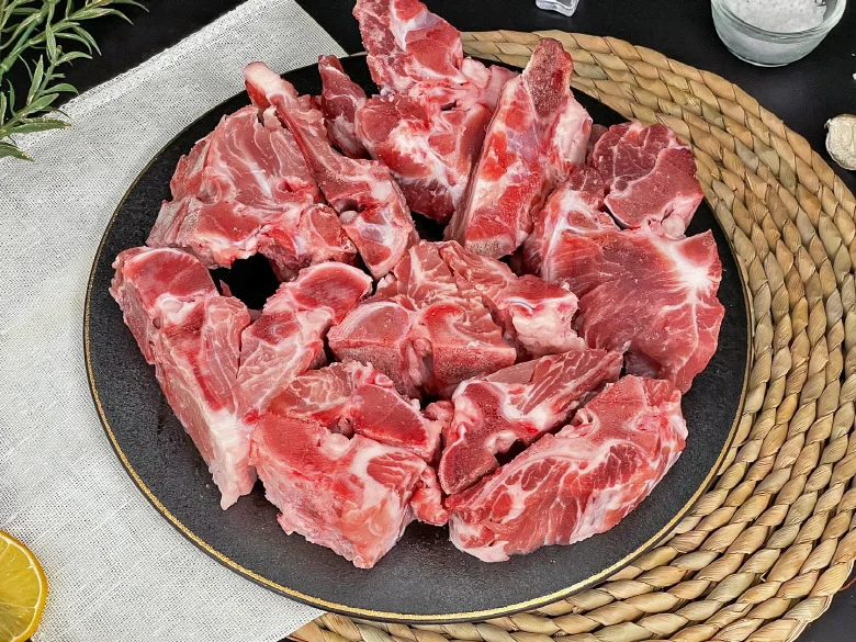 특가 한돈 등뼈 3kg 상세9